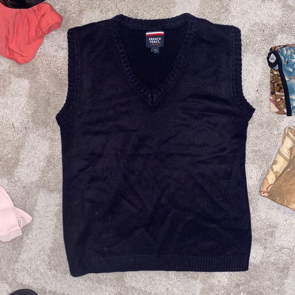 Sweater vest